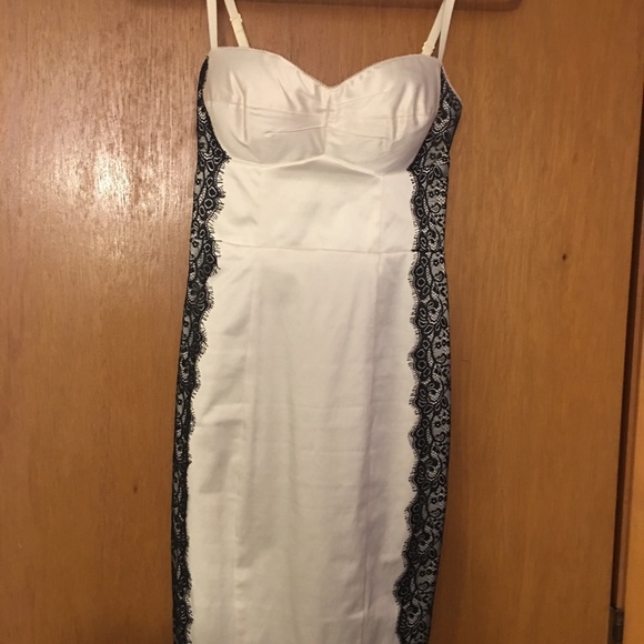 Guess dress🌻 - Picture 6 of 7